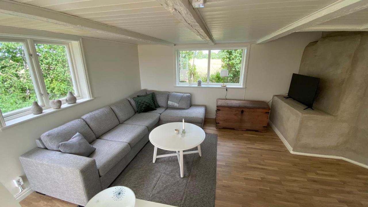 Charmig, Nyrenoverat Och Fullt Utrustad Stuga. Anpassad Foer Hundar, Naera Till Naturen Och Havet. Gangavstand Till Golfbana. Kalmar Exteriér fotografie